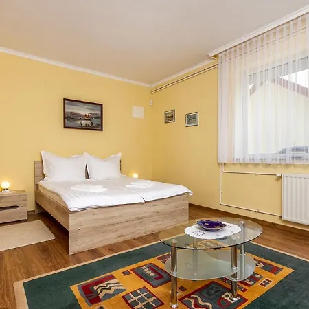 Agi Cserszegtomaj