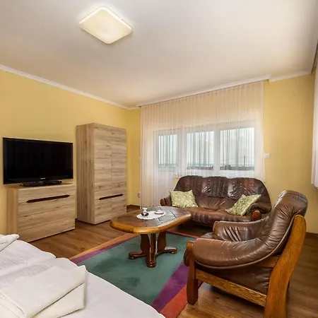 ági Apartamento